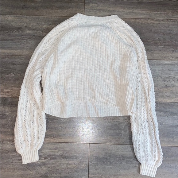 American Eagle White Sweater - Picture 2 of 3